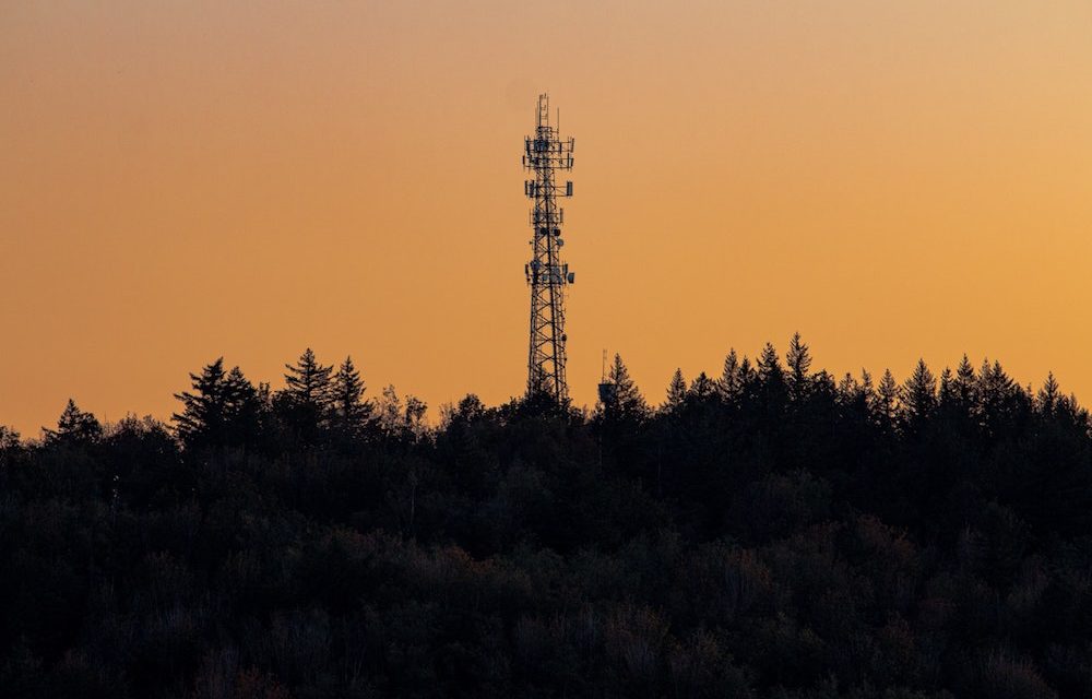 Hwy 3 to get 11 new cellular towers between Hope-Keremeos