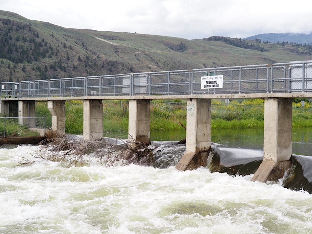 Okanagan River Canal flood gate