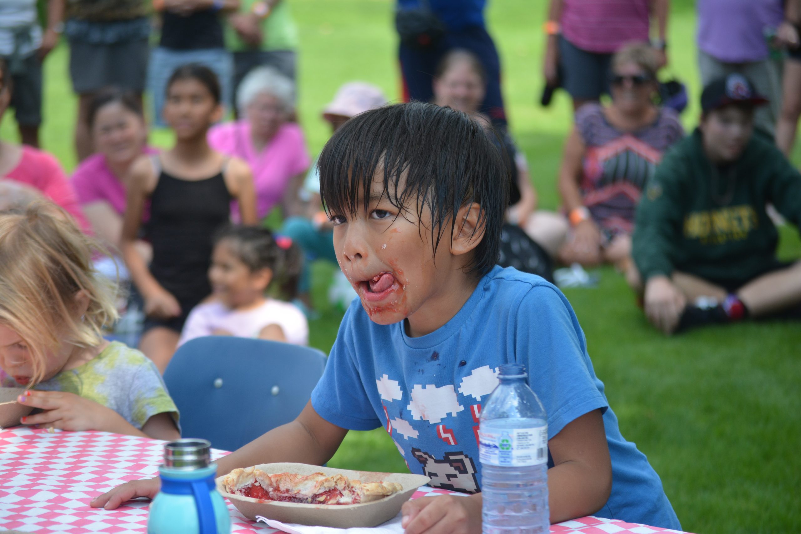 pie eating Deva