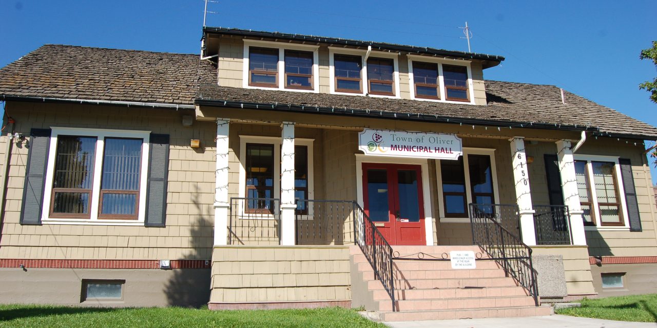 Oliver mayor acclaimed, eight run for council
