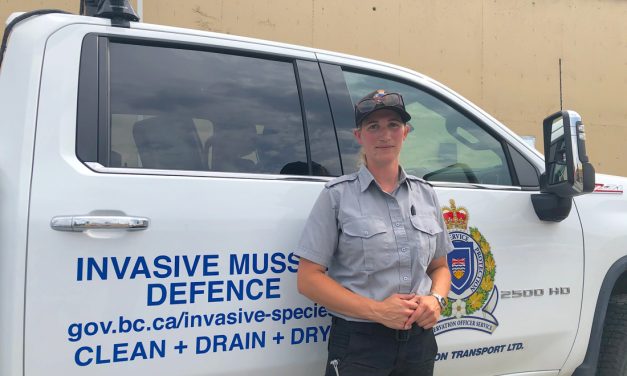 On the front lines of the invasive mussel war
