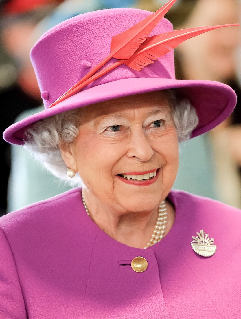 1636px-Queen_Elizabeth_II_in_March_2015