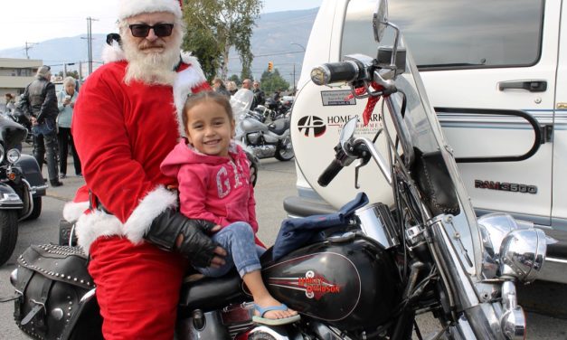 Santa comes early to South Okanagan