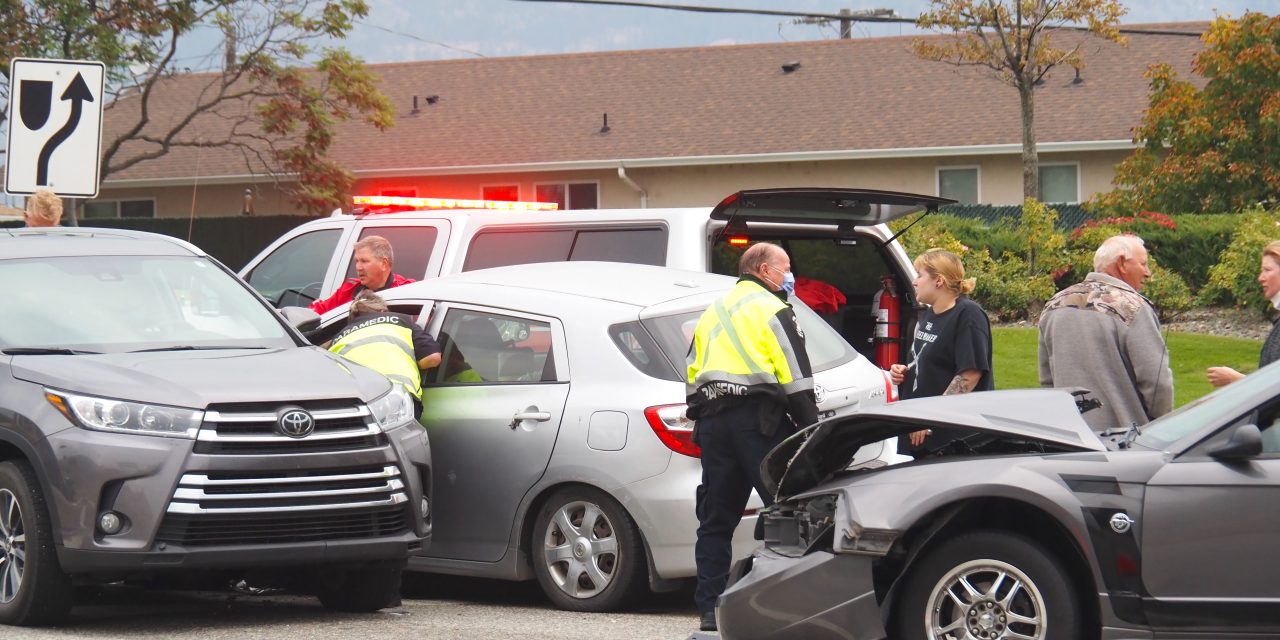 Three car collision at Hwy 97 – Hwy 3 intersection
