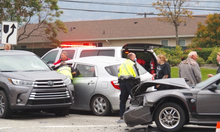 Three car collision at Hwy 97 – Hwy 3 intersection