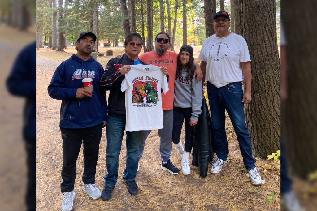 Chief Louie and members of the OIB