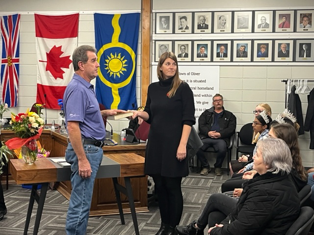 Town of Oliver’s new council takes oath of office