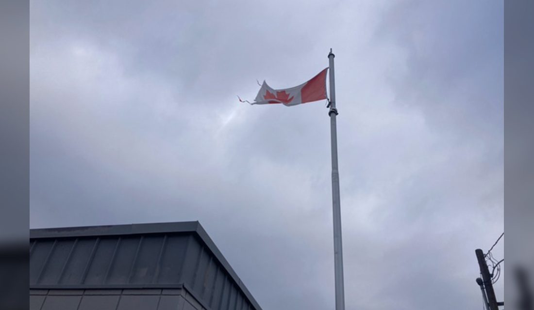 Letter to the Editor: Tattered flag upsetting
