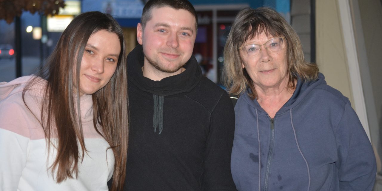 Oliver council helps Ukrainians settle here