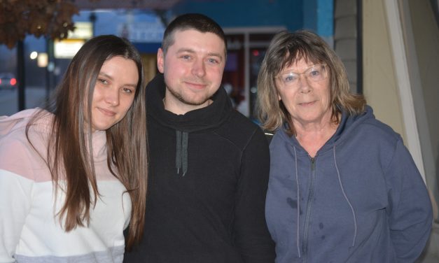 Oliver council helps Ukrainians settle here