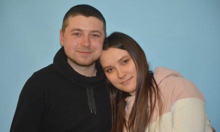 Ukrainian ‘sweethearts’ start new life in Oliver