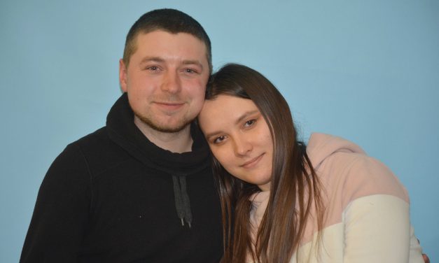 Ukrainian ‘sweethearts’ start new life in Oliver