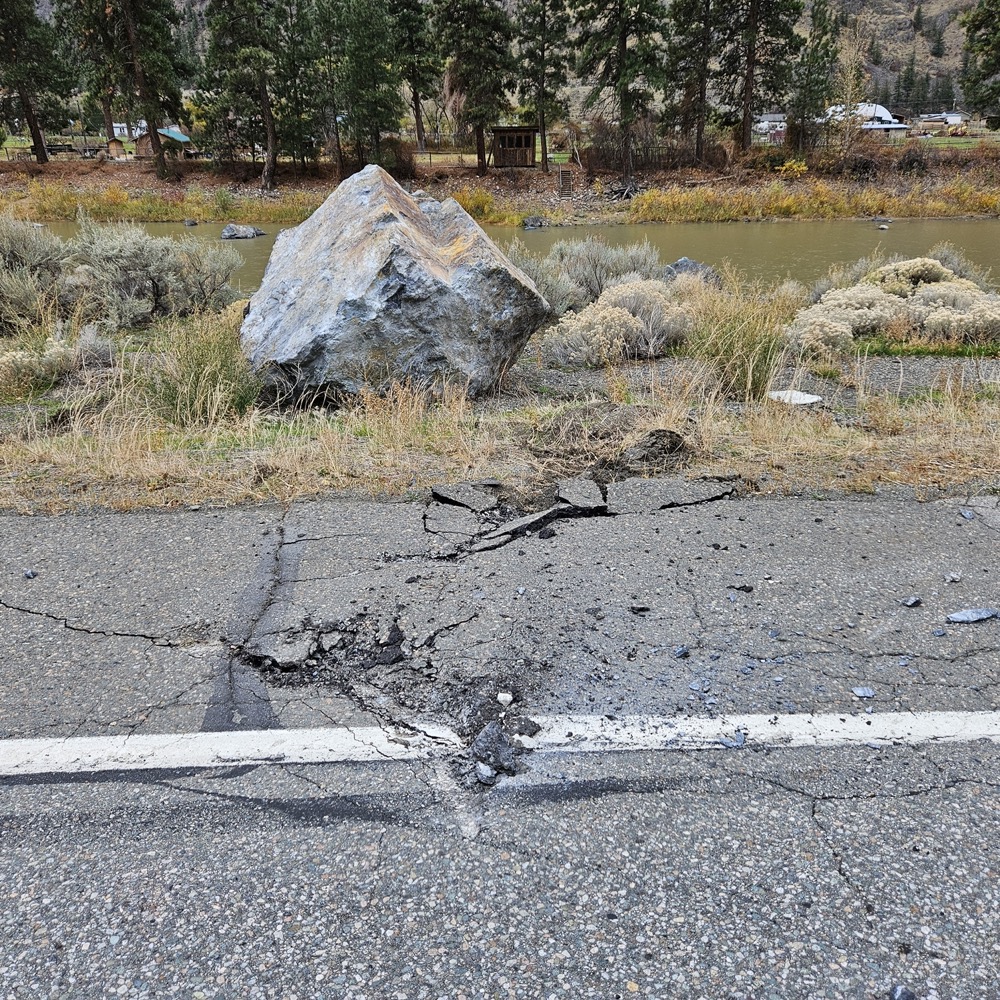 Hwy. 3 rock slide