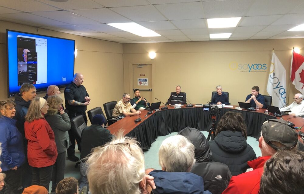 Osoyoos tax protesters descend on town hall