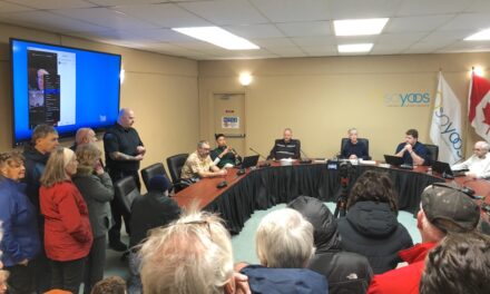 Osoyoos tax protesters descend on town hall