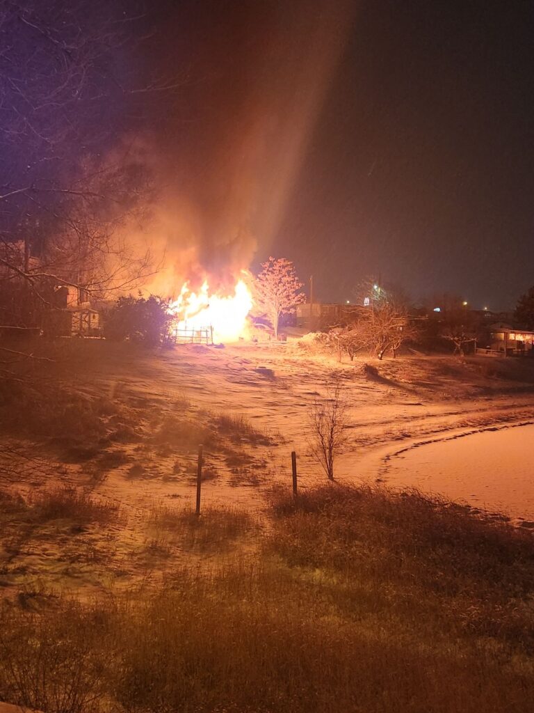 mobile home fire osoyoos