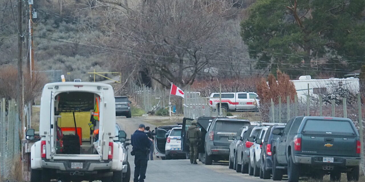RCMP searching for ‘armed and dangerous’ suspect