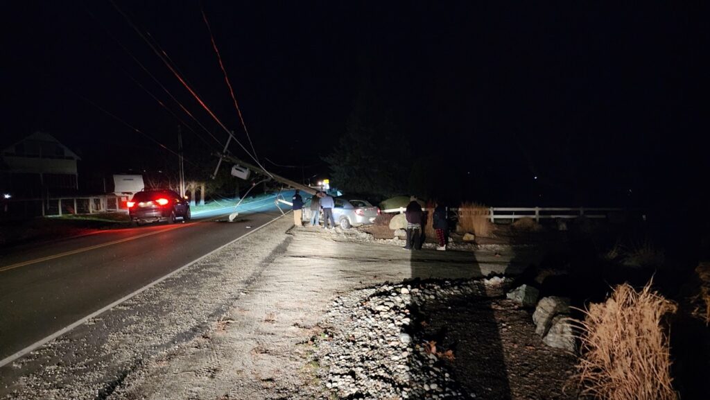 accident power pole