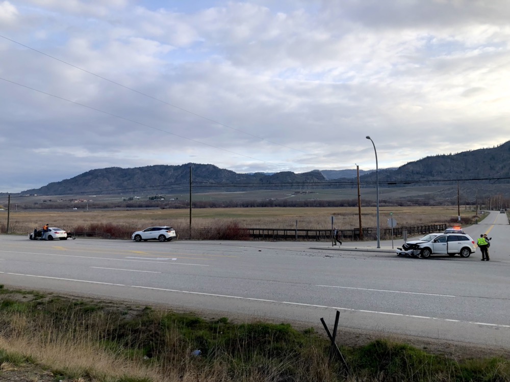 accident road 22 - hwy 97