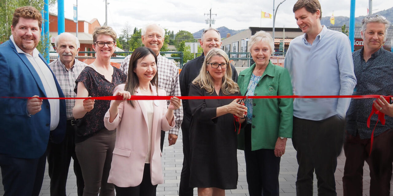 Osoyoos’ 85th St. Plaza gets an early opening 