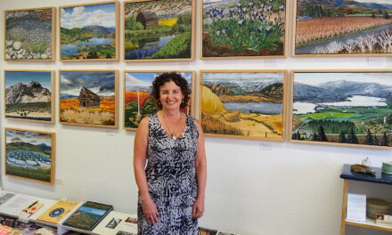 Re-emerging artist picks ups brushes after 40 years