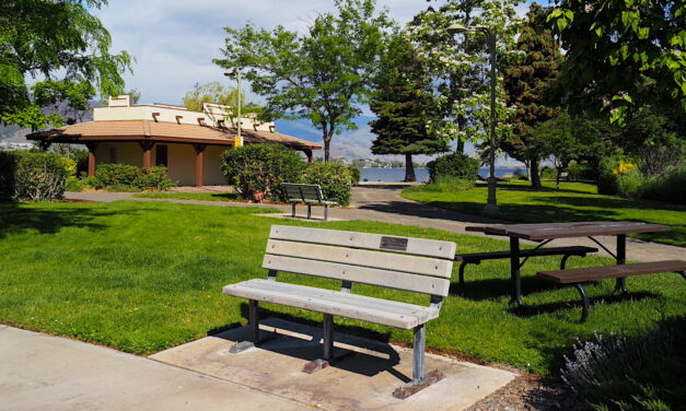 Vandalized memorial bench quickly reinstalled