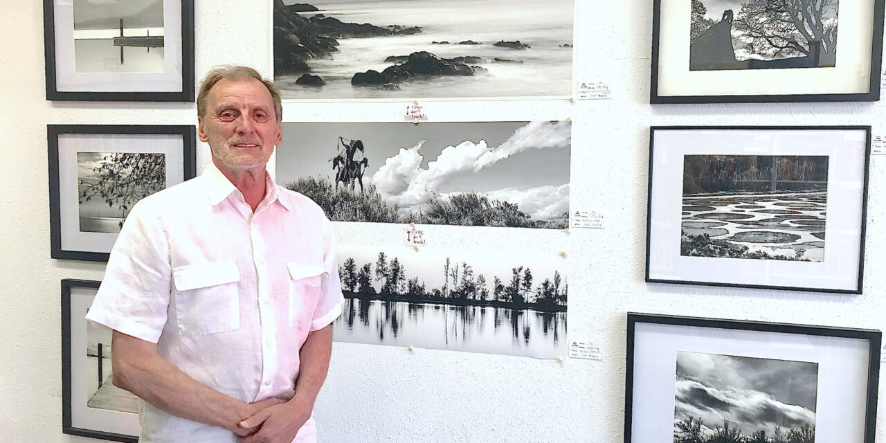 Photographer returns to Wayside in black and white