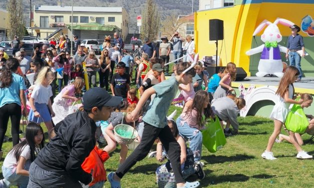 Easter Eggstravaganza draws huge crowd to Gyro