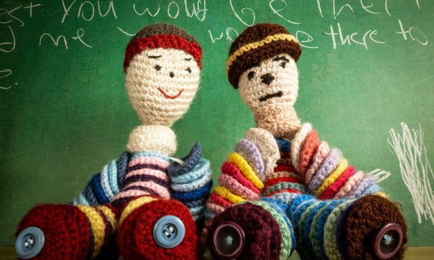 Unique arts and crafts program for Oliver children