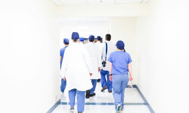 1,400 US healthcare workers seek work in BC
