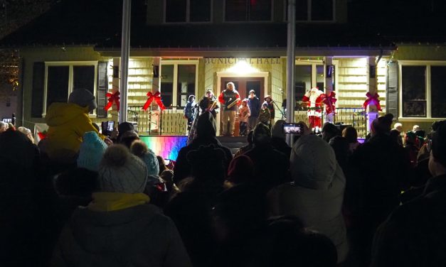 Oliver celebrates the season with Light Up 2025