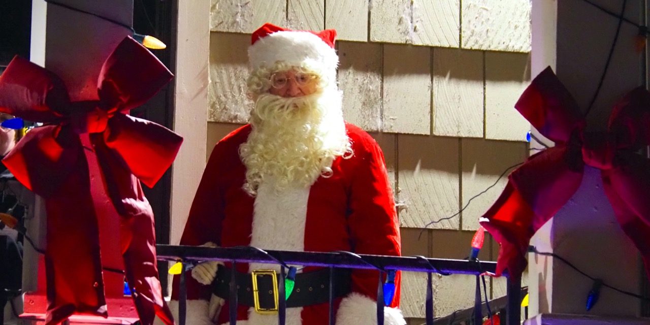 Oliver celebrates the season with Light Up 2025