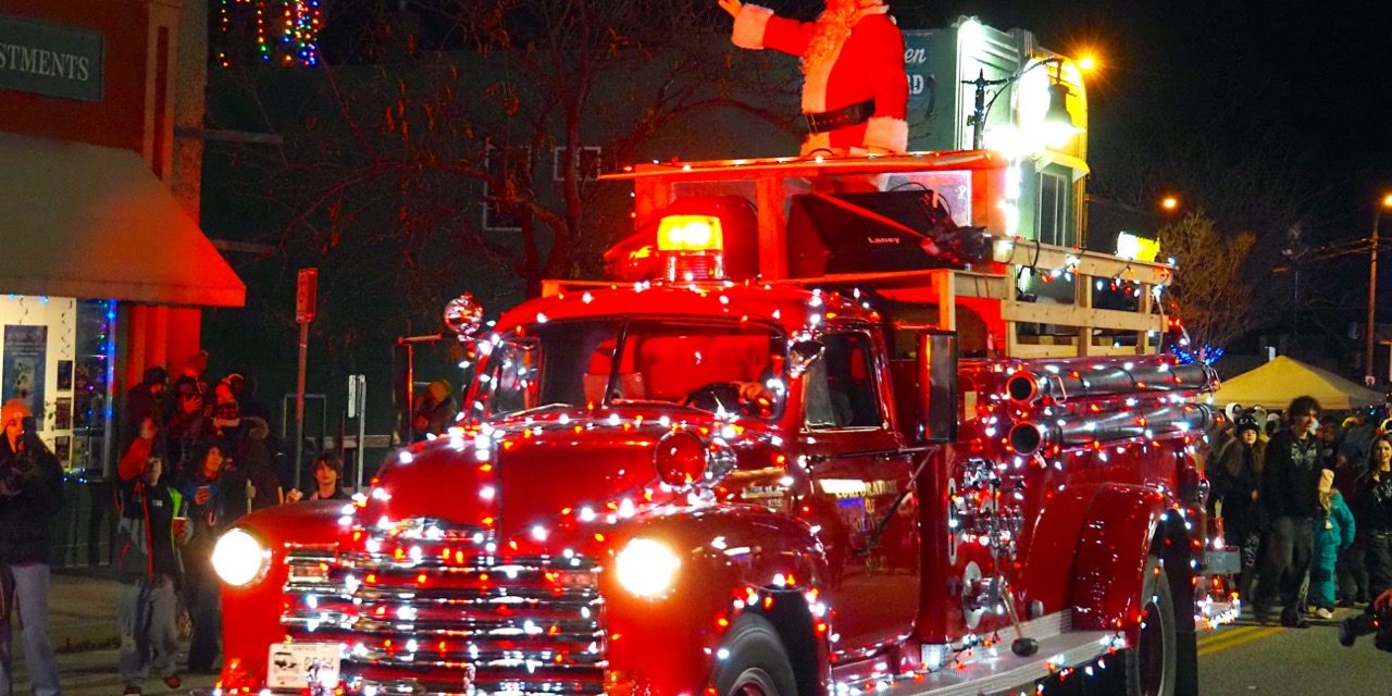 Oliver celebrates the season with Light Up 2025