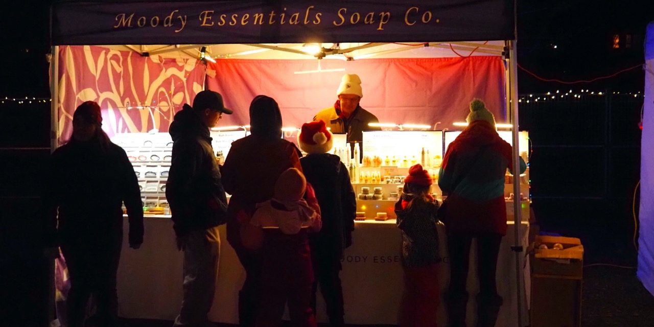 Oliver celebrates the season with Light Up 2025