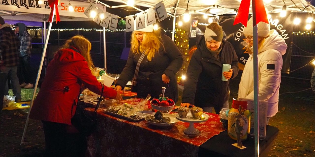 Oliver celebrates the season with Light Up 2025
