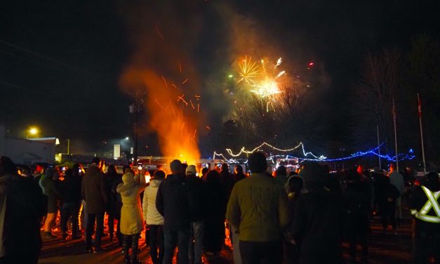 Oliver celebrates the season with Light Up 2025