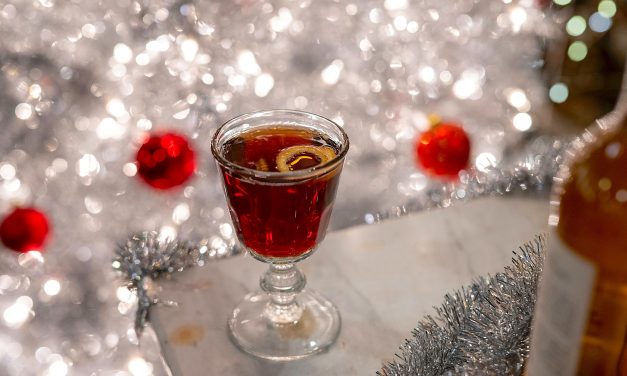 Holiday spirit: Tips for drinking in moderation this season