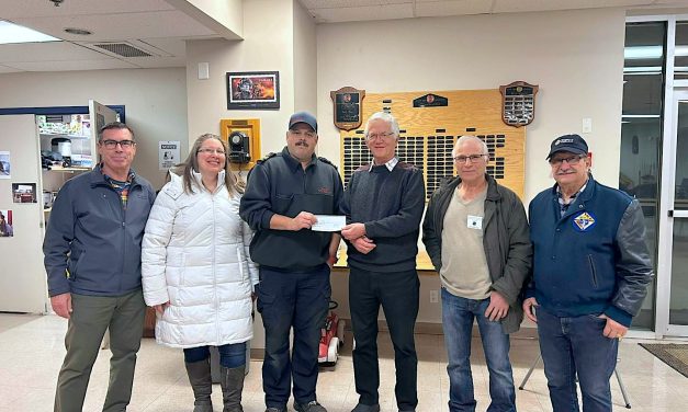 Oliver firefighters raise $1,500 for Christmas hampers